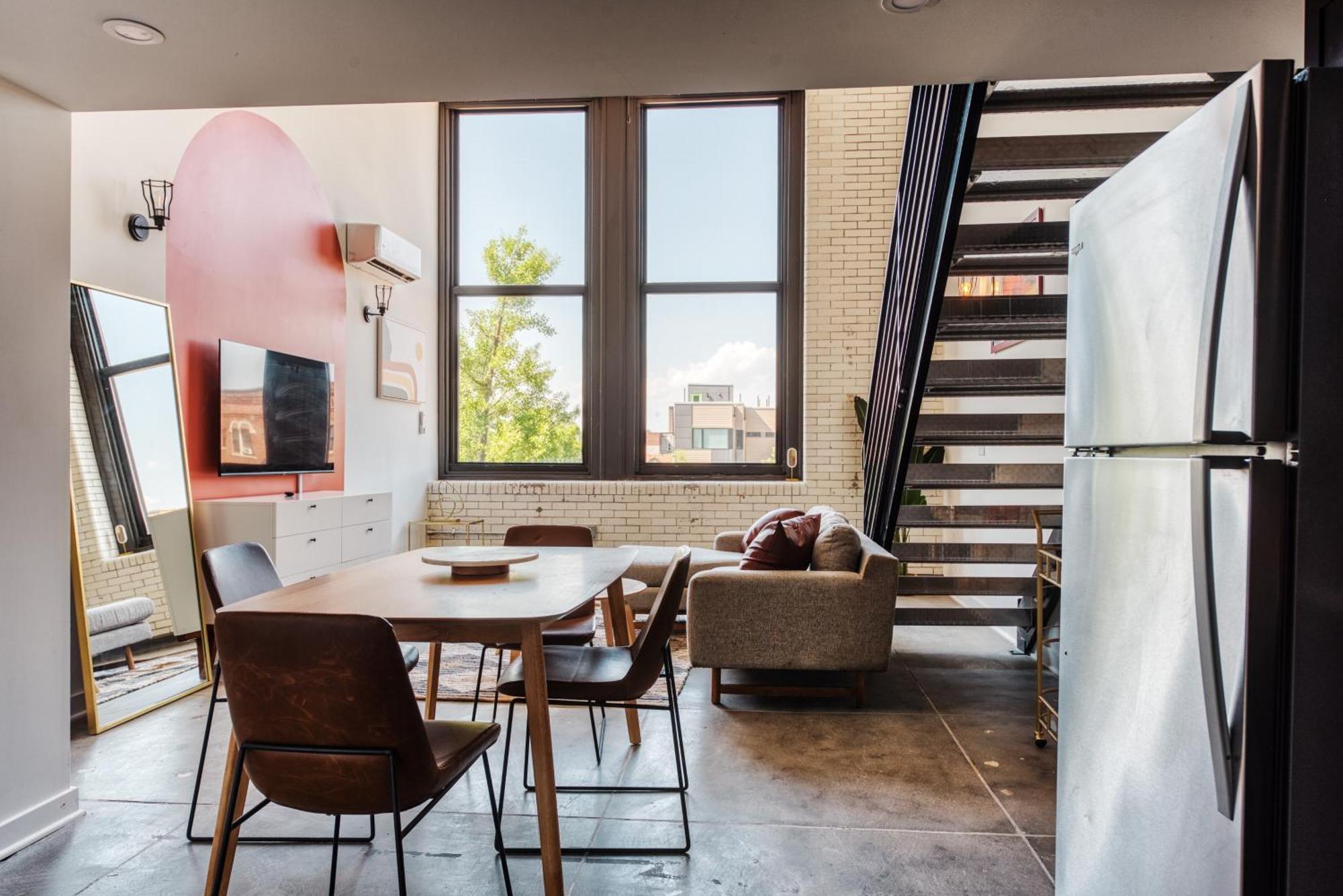 Sosuite At West Lofts - West Appart hôtel *
